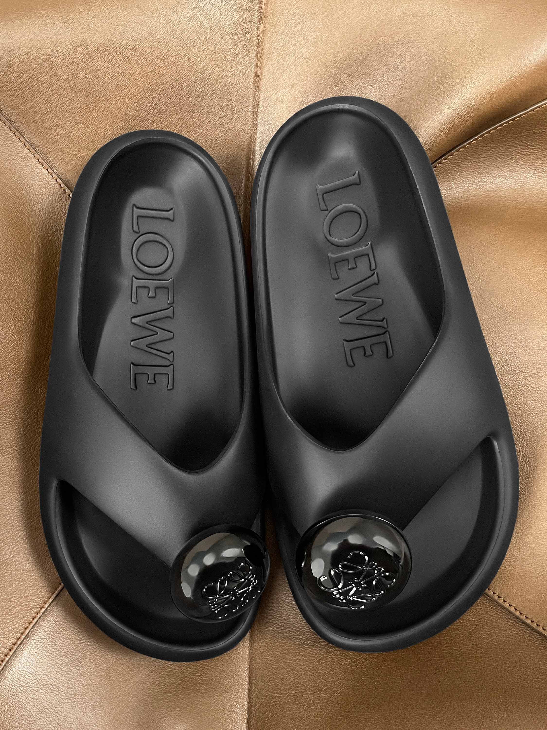 LOEWE Fall Winter women´s precollection